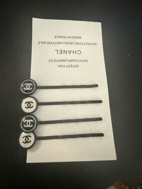 New CHANEL Black and White Logo Bobby Pins - Set of 4